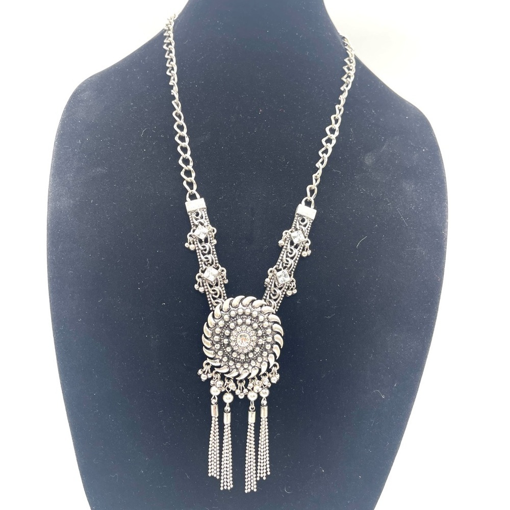 Sugarfix Elegant Silver Tone Necklace with Intricate Design